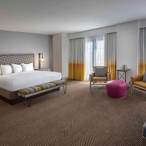 Premium King Room